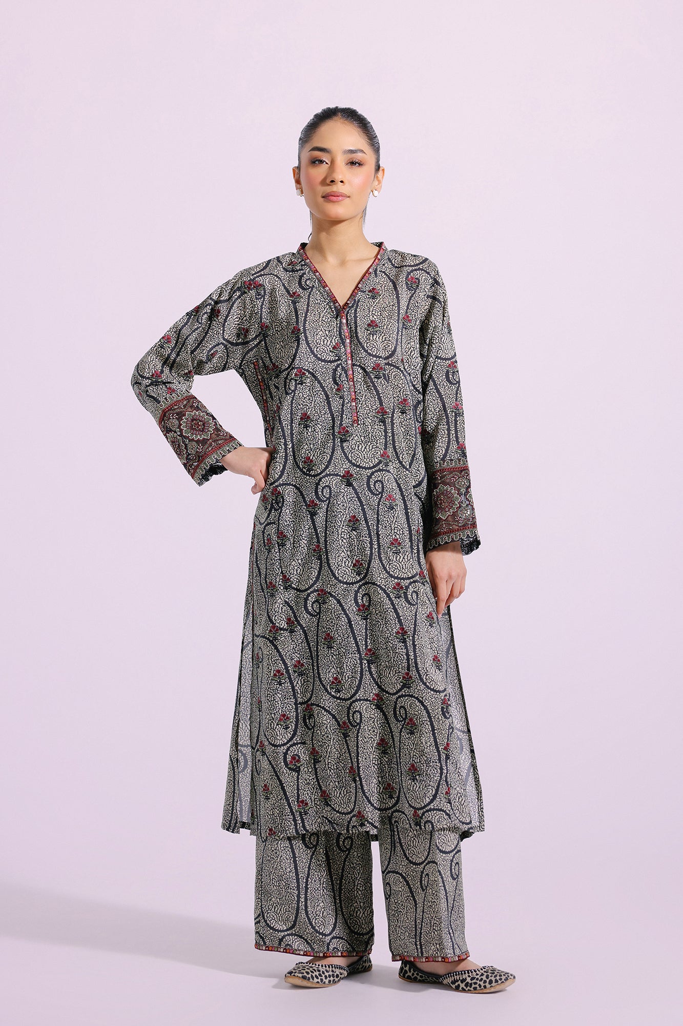 Ethnic | Pret SS '24 |  EMBROIDERED SUIT (E2033/103/901) - House of Faiza