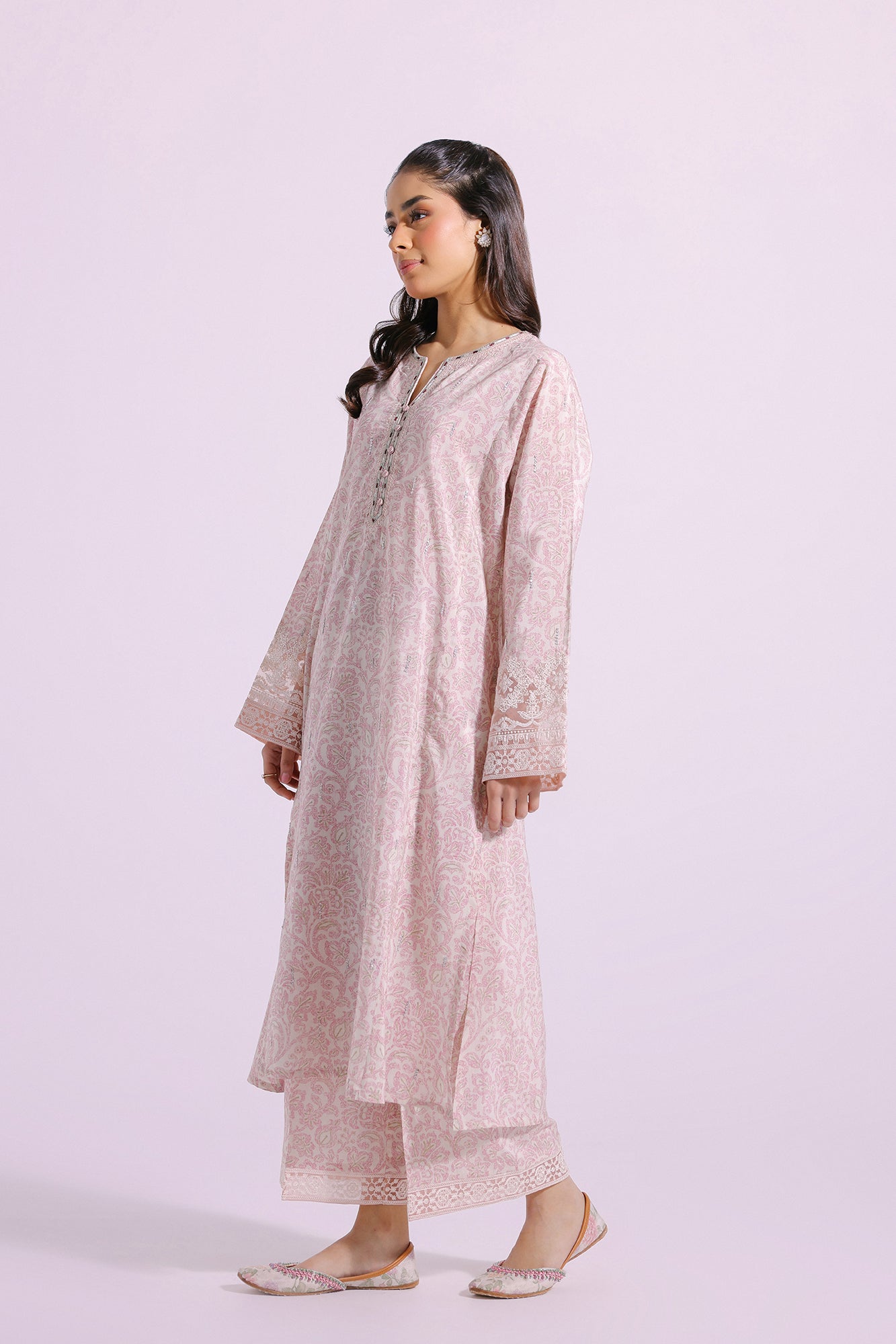 Ethnic | Pret SS '24 |  EMRBOIDERED SUIT (E2040/103/115) - House of Faiza
