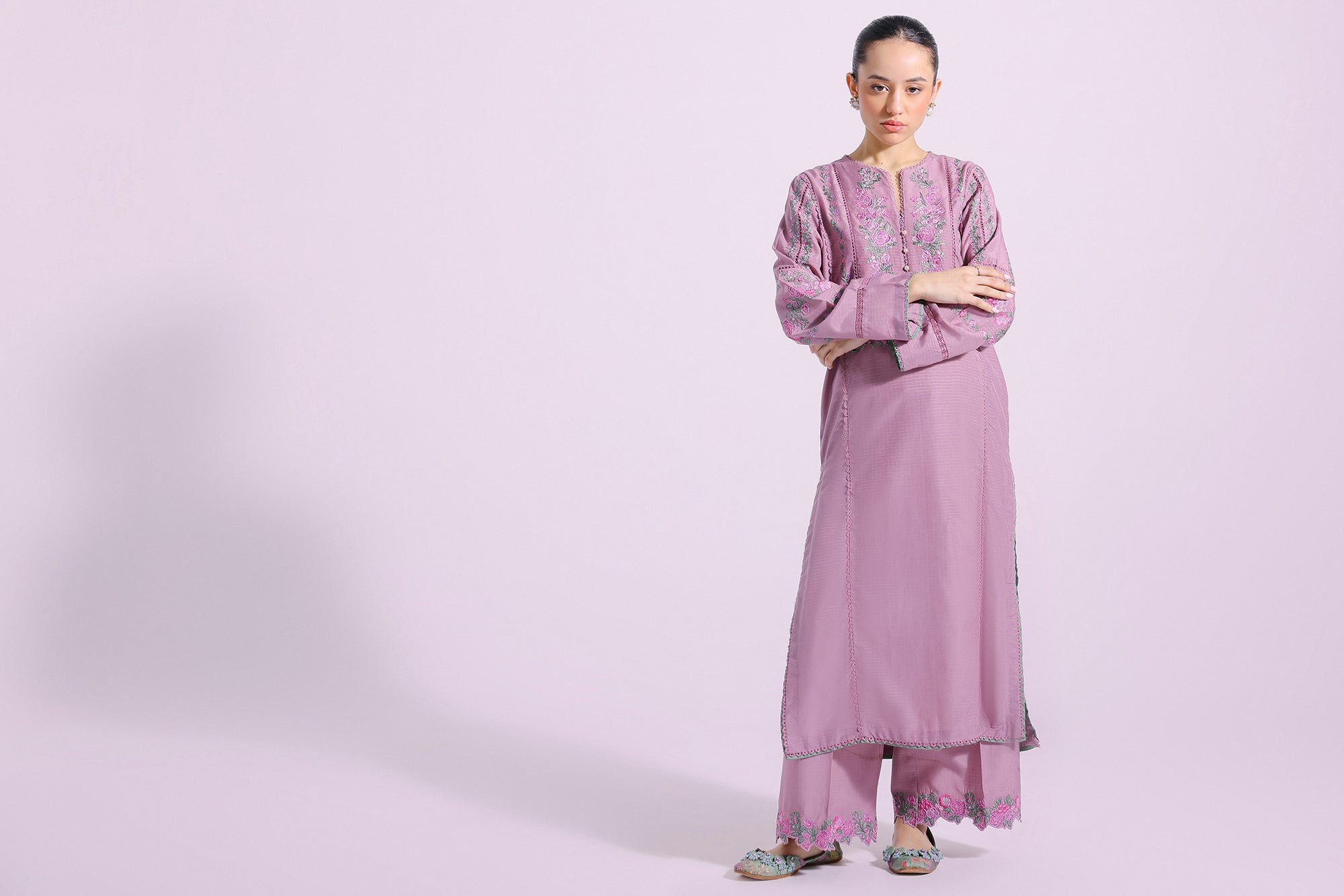 Ethnic | Pret SS '24 |  EMRBOIDERED SUIT (E2116/103/530) - House of Faiza