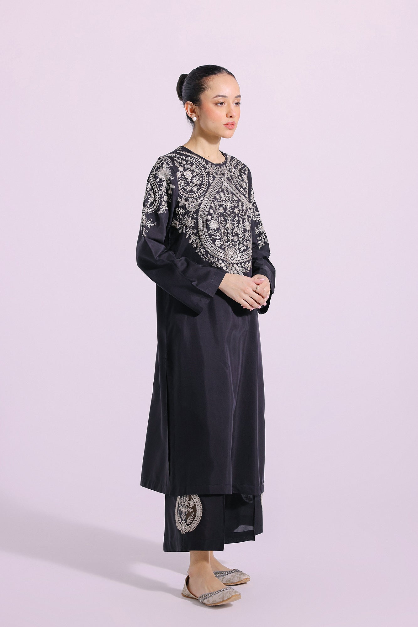 Ethnic | Pret SS '24 |  EMBROIDERED SUIT (E2133/103/902) - House of Faiza