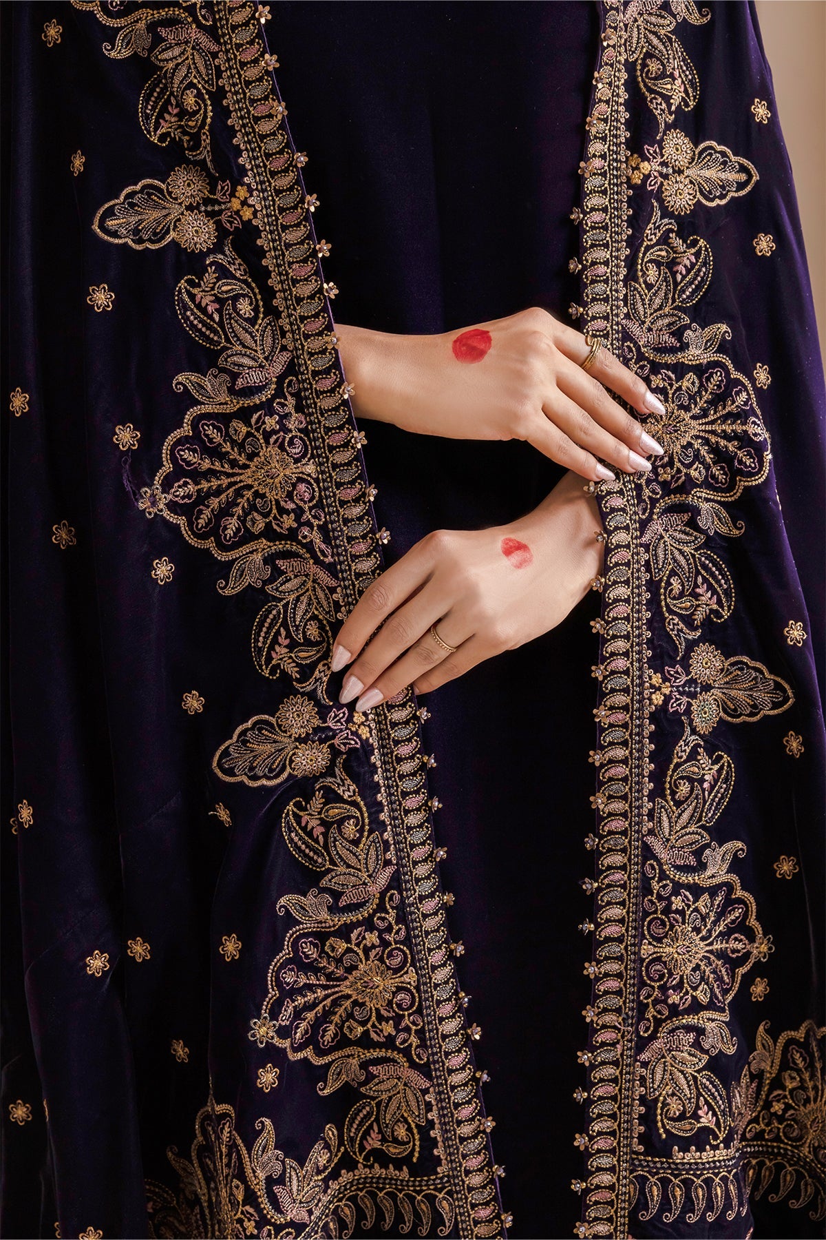 Baroque | Embroidered Velvet Shawls | VS-41 - House of Faiza